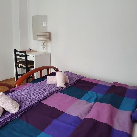 Apartmani Lovro オグリン エクステリア 写真