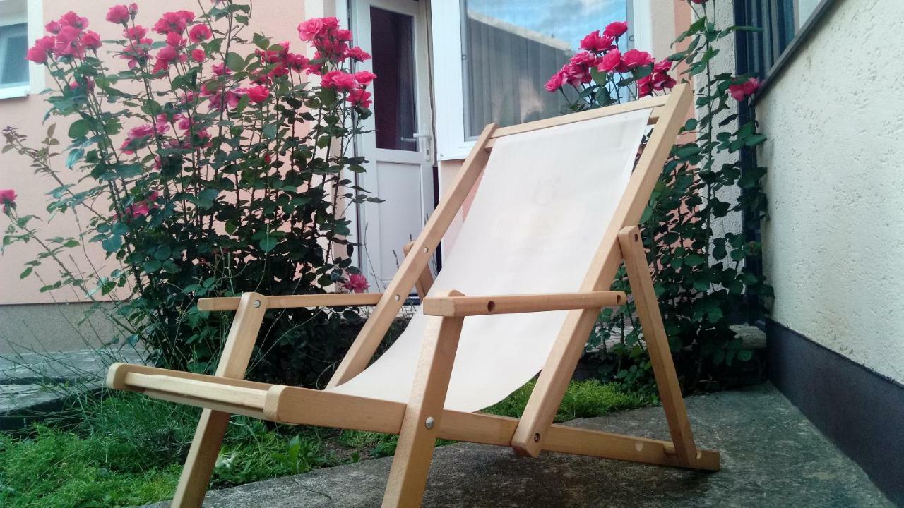 Apartmani Lovro オグリン エクステリア 写真